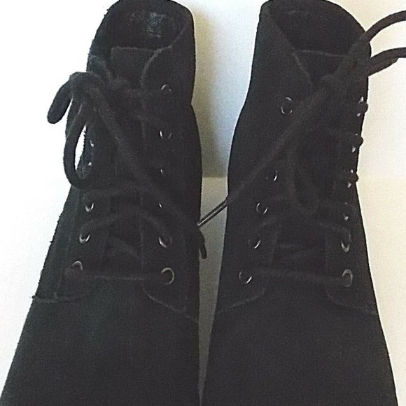 UGG AUSTRALIA Men\'s MOREAU Black Suede Ankle Boots NEW warm sheepskin insole main image 5